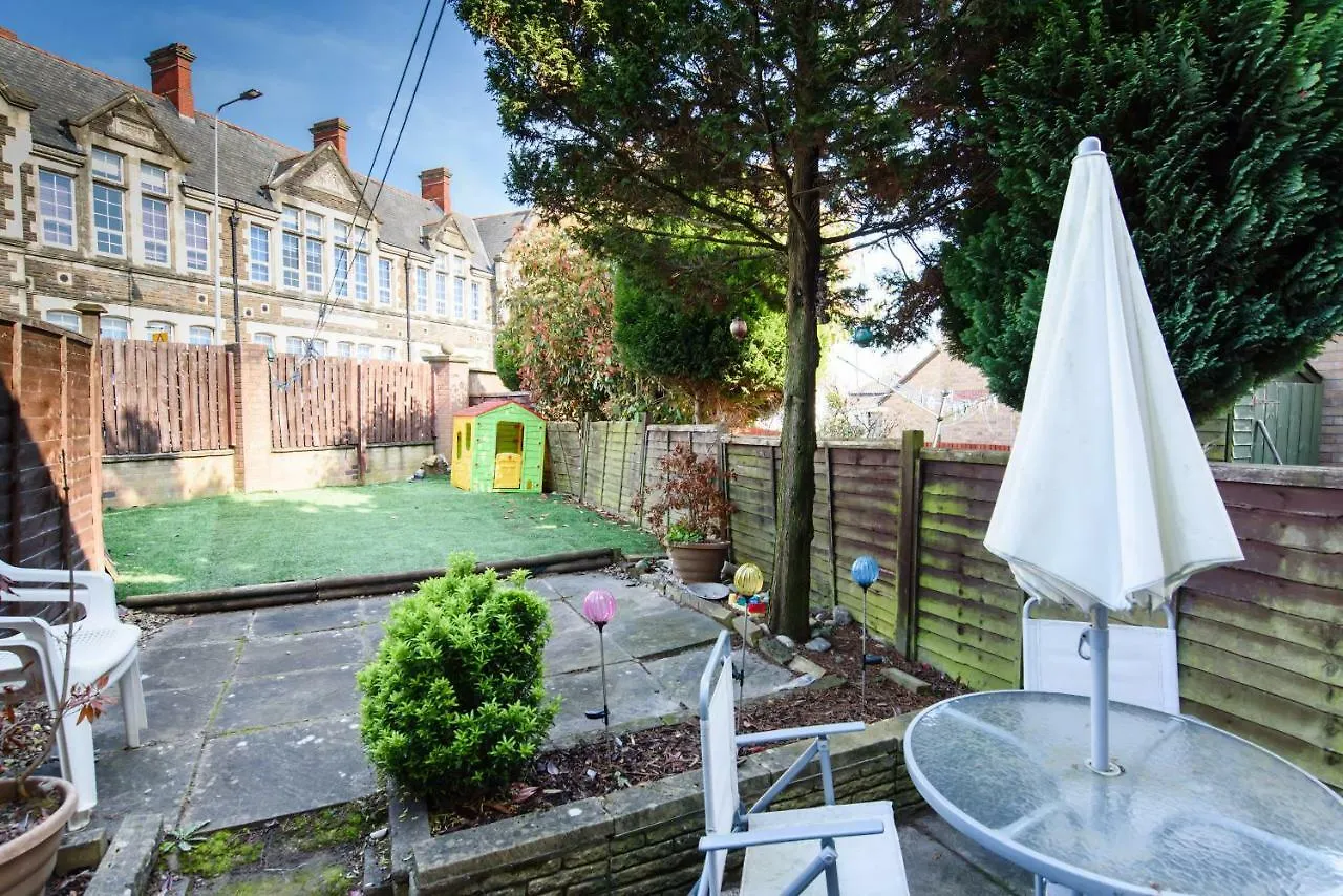 City Garden Apartments Cardiff 0*,  Velká Británie
