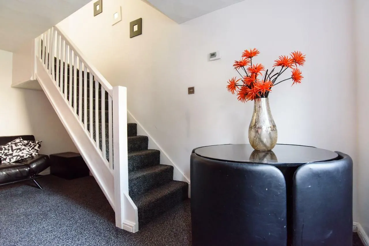 City Garden Apartments Cardiff 0*,  Velká Británie