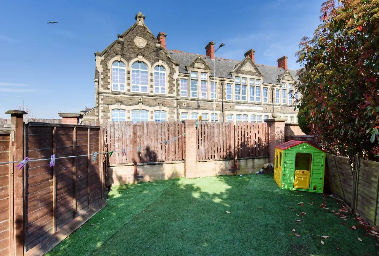 City Garden Apartments Cardiff